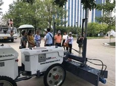 Máy San Phẳng Sàn Bê Tông Tự Động Điều Chỉnh Độ Chính Xác Cao VANSE YZ25-4 