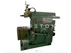 Máy phay rãnh B635A