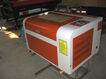 Máy khắc cắt Laser QC 6040