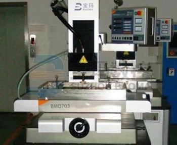 Máy Khoan Lỗ EDM BMD703-400