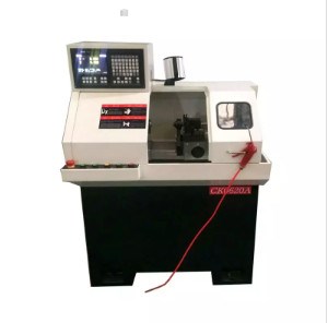 Máy tiện CNC CK0620A có độ chính xác cao