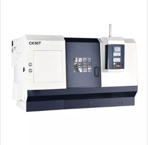 Máy tiện CNC giường nghiêng 45 độ CK50T để cắt ren 