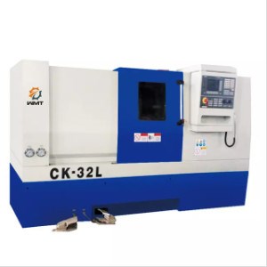 Máy tiện CNC CK32L 12 1/2 