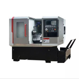 Máy tiện CNC Trung Quốc CK35L với mảng công cụ 